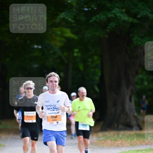 31.08.2025 - 21. Blankeneser Heldenlauf Dr. Thomas Lammeyer http://msf.ph/oto/8643530 31.08.2025 11:10:12 Laufen 5356 meine-sportfotos.de