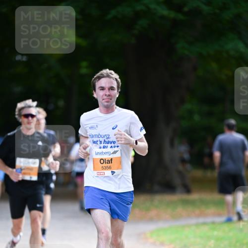31.08.2025 - 21. Blankeneser Heldenlauf Dr. Thomas Lammeyer http://msf.ph/oto/8643541 31.08.2025 11:10:14 Laufen 5356 meine-sportfotos.de
