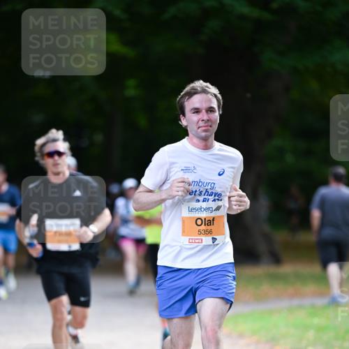 31.08.2025 - 21. Blankeneser Heldenlauf Dr. Thomas Lammeyer http://msf.ph/oto/8643544 31.08.2025 11:10:14 Laufen 5356 meine-sportfotos.de
