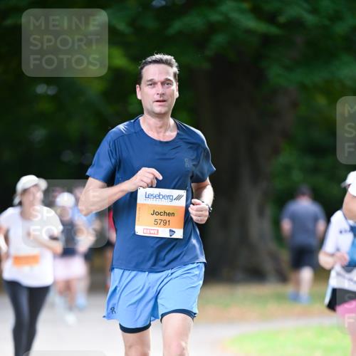 31.08.2025 - 21. Blankeneser Heldenlauf Dr. Thomas Lammeyer http://msf.ph/oto/8643554 31.08.2025 11:10:23 Laufen 5791 meine-sportfotos.de