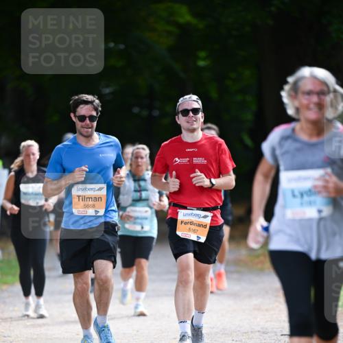 31.08.2025 - 21. Blankeneser Heldenlauf Dr. Thomas Lammeyer http://msf.ph/oto/8643621 31.08.2025 11:10:30 Laufen 5668, 5167 meine-sportfotos.de
