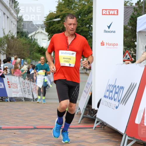 31.08.2025 - 21. Blankeneser Heldenlauf Strokosch-Dieckow http://msf.ph/oto/8643628 31.08.2025 10:24:34 Ziel 2698, 2325, 2587, 2716, 2662 meine-sportfotos.de