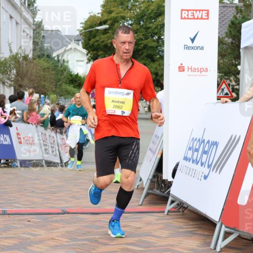 31.08.2025 - 21. Blankeneser Heldenlauf Strokosch-Dieckow http://msf.ph/oto/8643639 31.08.2025 10:24:34 Ziel 2698, 2325, 2587, 2716, 2662 meine-sportfotos.de