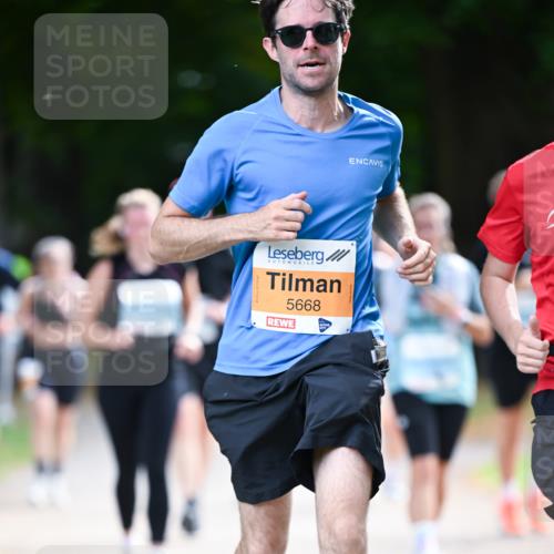 31.08.2025 - 21. Blankeneser Heldenlauf Dr. Thomas Lammeyer http://msf.ph/oto/8643648 31.08.2025 11:10:33 Laufen 5668 meine-sportfotos.de