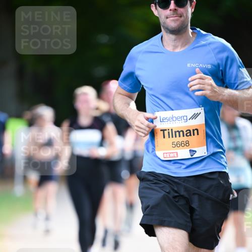 31.08.2025 - 21. Blankeneser Heldenlauf Dr. Thomas Lammeyer http://msf.ph/oto/8643651 31.08.2025 11:10:34 Laufen 5668 meine-sportfotos.de