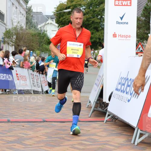 31.08.2025 - 21. Blankeneser Heldenlauf Strokosch-Dieckow http://msf.ph/oto/8643656 31.08.2025 10:24:34 Ziel 2698, 2325, 2587, 2716, 2662 meine-sportfotos.de