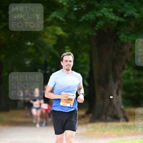 31.08.2025 - 21. Blankeneser Heldenlauf Dr. Thomas Lammeyer http://msf.ph/oto/8643694 31.08.2025 11:10:45 Laufen 5281 meine-sportfotos.de