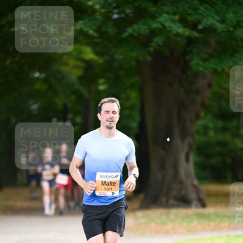 31.08.2025 - 21. Blankeneser Heldenlauf Dr. Thomas Lammeyer http://msf.ph/oto/8643696 31.08.2025 11:10:45 Laufen 5281 meine-sportfotos.de