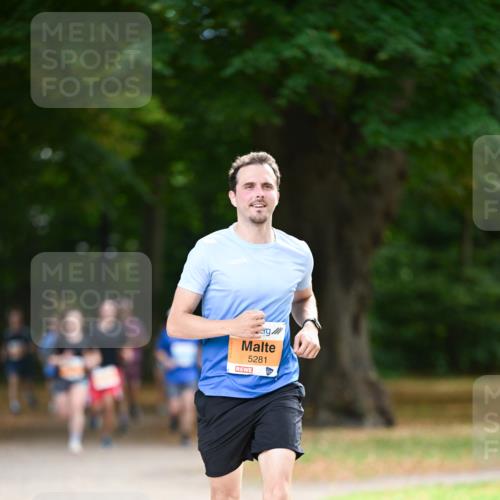 31.08.2025 - 21. Blankeneser Heldenlauf Dr. Thomas Lammeyer http://msf.ph/oto/8643700 31.08.2025 11:10:46 Laufen 5281 meine-sportfotos.de