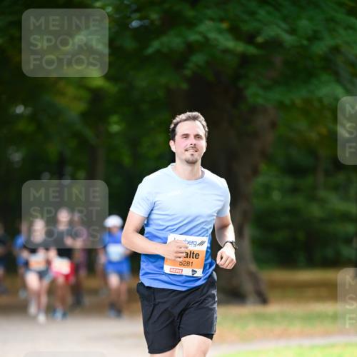 31.08.2025 - 21. Blankeneser Heldenlauf Dr. Thomas Lammeyer http://msf.ph/oto/8643701 31.08.2025 11:10:46 Laufen 5281 meine-sportfotos.de