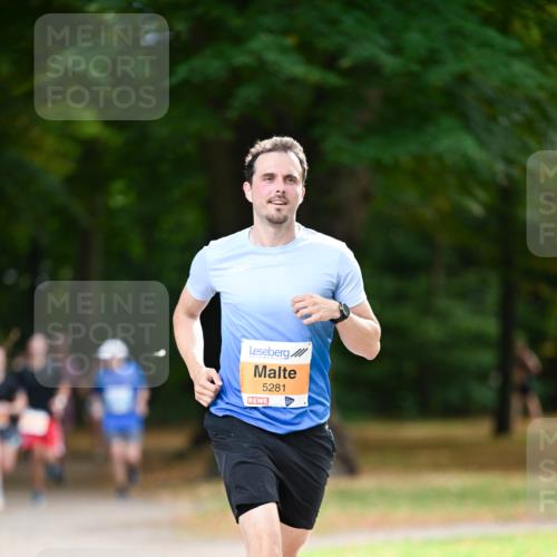 31.08.2025 - 21. Blankeneser Heldenlauf Dr. Thomas Lammeyer http://msf.ph/oto/8643703 31.08.2025 11:10:46 Laufen 5281 meine-sportfotos.de