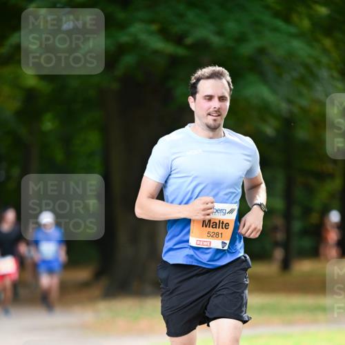 31.08.2025 - 21. Blankeneser Heldenlauf Dr. Thomas Lammeyer http://msf.ph/oto/8643708 31.08.2025 11:10:46 Laufen 5281 meine-sportfotos.de