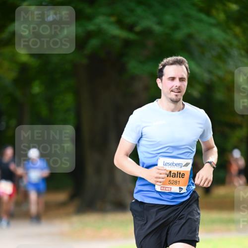 31.08.2025 - 21. Blankeneser Heldenlauf Dr. Thomas Lammeyer http://msf.ph/oto/8643709 31.08.2025 11:10:47 Laufen 5281 meine-sportfotos.de
