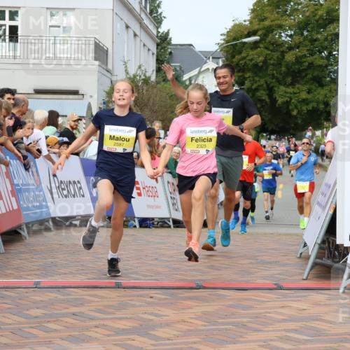 31.08.2025 - 21. Blankeneser Heldenlauf Strokosch-Dieckow http://msf.ph/oto/8643741 31.08.2025 10:24:31 Ziel 2698, 2386, 2325, 2587, 2523, 2662 meine-sportfotos.de