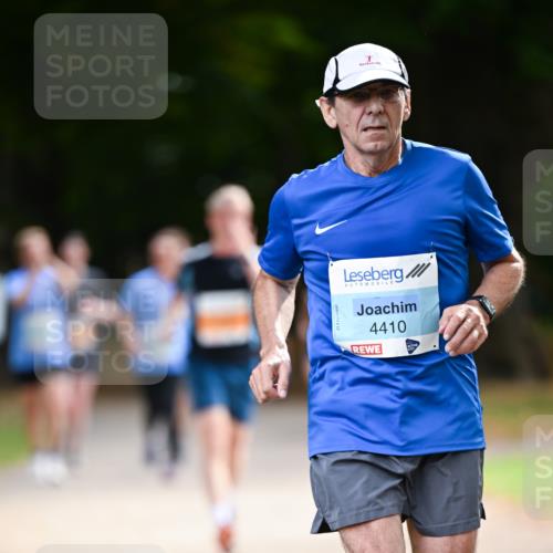 31.08.2025 - 21. Blankeneser Heldenlauf Dr. Thomas Lammeyer http://msf.ph/oto/8643759 31.08.2025 11:11:00 Laufen 4410 meine-sportfotos.de