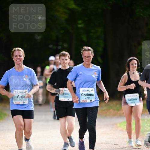 31.08.2025 - 21. Blankeneser Heldenlauf Dr. Thomas Lammeyer http://msf.ph/oto/8643795 31.08.2025 11:11:04 Laufen 4271, 4, 4011, 4270, 4028 meine-sportfotos.de