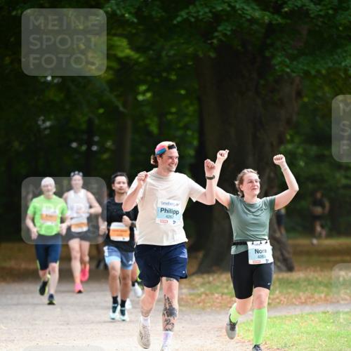 31.08.2025 - 21. Blankeneser Heldenlauf Dr. Thomas Lammeyer http://msf.ph/oto/8643894 31.08.2025 11:11:23 Laufen 4262, 3, 4263 meine-sportfotos.de