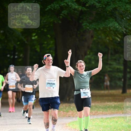 31.08.2025 - 21. Blankeneser Heldenlauf Dr. Thomas Lammeyer http://msf.ph/oto/8643899 31.08.2025 11:11:24 Laufen 4262, 4263 meine-sportfotos.de