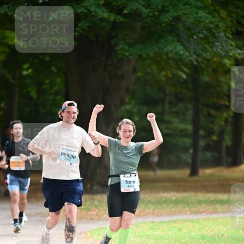 31.08.2025 - 21. Blankeneser Heldenlauf Dr. Thomas Lammeyer http://msf.ph/oto/8643902 31.08.2025 11:11:24 Laufen 4262, 4263 meine-sportfotos.de