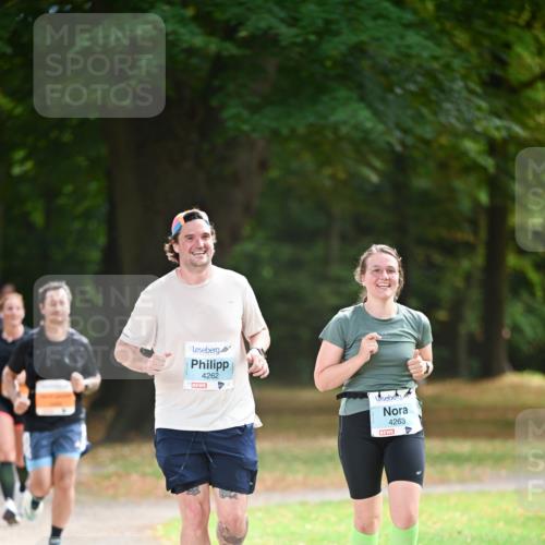 31.08.2025 - 21. Blankeneser Heldenlauf Dr. Thomas Lammeyer http://msf.ph/oto/8643912 31.08.2025 11:11:25 Laufen 4262, 4263 meine-sportfotos.de