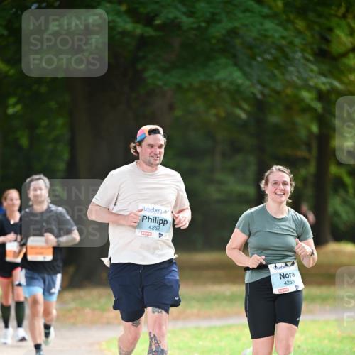 31.08.2025 - 21. Blankeneser Heldenlauf Dr. Thomas Lammeyer http://msf.ph/oto/8643916 31.08.2025 11:11:25 Laufen 4262, 4263 meine-sportfotos.de