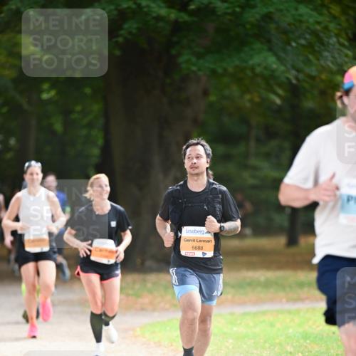 31.08.2025 - 21. Blankeneser Heldenlauf Dr. Thomas Lammeyer http://msf.ph/oto/8643923 31.08.2025 11:11:27 Laufen 5688 meine-sportfotos.de