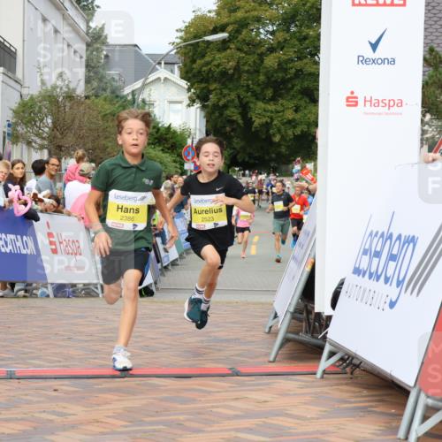 31.08.2025 - 21. Blankeneser Heldenlauf Strokosch-Dieckow http://msf.ph/oto/8643925 31.08.2025 10:24:24 Ziel 2386, 2523 meine-sportfotos.de