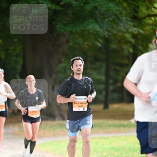 31.08.2025 - 21. Blankeneser Heldenlauf Dr. Thomas Lammeyer http://msf.ph/oto/8643928 31.08.2025 11:11:28 Laufen 5688 meine-sportfotos.de