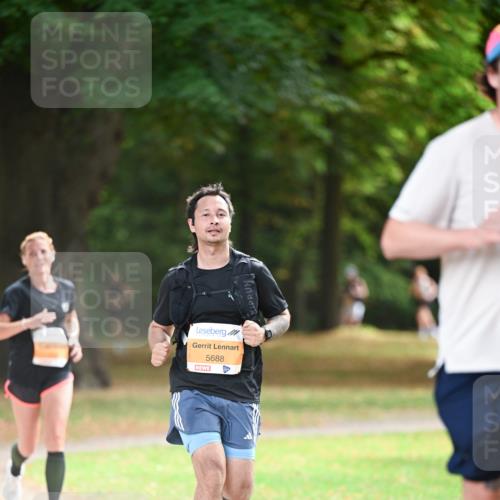 31.08.2025 - 21. Blankeneser Heldenlauf Dr. Thomas Lammeyer http://msf.ph/oto/8643932 31.08.2025 11:11:28 Laufen 5688 meine-sportfotos.de