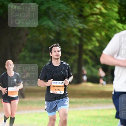 31.08.2025 - 21. Blankeneser Heldenlauf Dr. Thomas Lammeyer http://msf.ph/oto/8643933 31.08.2025 11:11:28 Laufen 5688 meine-sportfotos.de