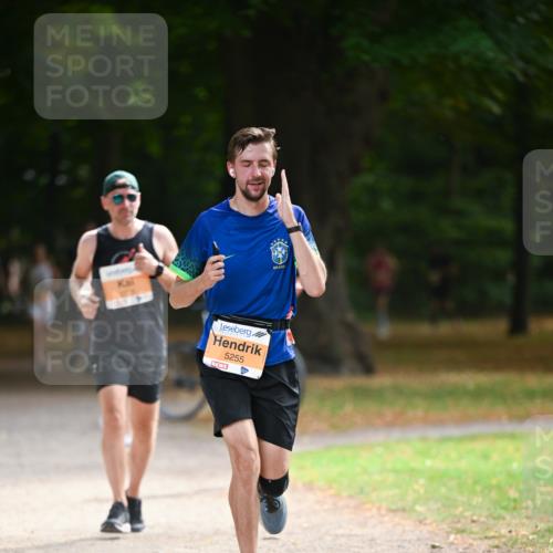 31.08.2025 - 21. Blankeneser Heldenlauf Dr. Thomas Lammeyer http://msf.ph/oto/8643976 31.08.2025 11:11:35 Laufen 5255 meine-sportfotos.de