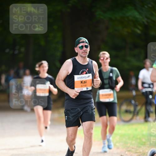 31.08.2025 - 21. Blankeneser Heldenlauf Dr. Thomas Lammeyer http://msf.ph/oto/8643987 31.08.2025 11:11:37 Laufen 5716 meine-sportfotos.de