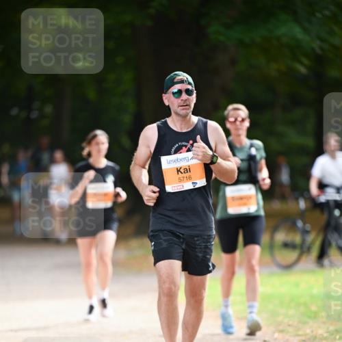 31.08.2025 - 21. Blankeneser Heldenlauf Dr. Thomas Lammeyer http://msf.ph/oto/8643988 31.08.2025 11:11:37 Laufen 5716 meine-sportfotos.de