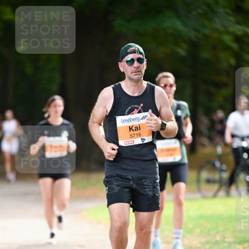 31.08.2025 - 21. Blankeneser Heldenlauf Dr. Thomas Lammeyer http://msf.ph/oto/8643995 31.08.2025 11:11:38 Laufen 5716 meine-sportfotos.de