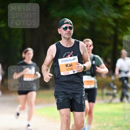31.08.2025 - 21. Blankeneser Heldenlauf Dr. Thomas Lammeyer http://msf.ph/oto/8643997 31.08.2025 11:11:38 Laufen 5716 meine-sportfotos.de