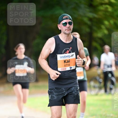 31.08.2025 - 21. Blankeneser Heldenlauf Dr. Thomas Lammeyer http://msf.ph/oto/8644002 31.08.2025 11:11:39 Laufen 5716 meine-sportfotos.de