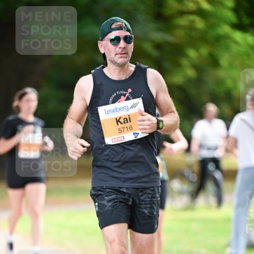 31.08.2025 - 21. Blankeneser Heldenlauf Dr. Thomas Lammeyer http://msf.ph/oto/8644004 31.08.2025 11:11:39 Laufen 5716 meine-sportfotos.de