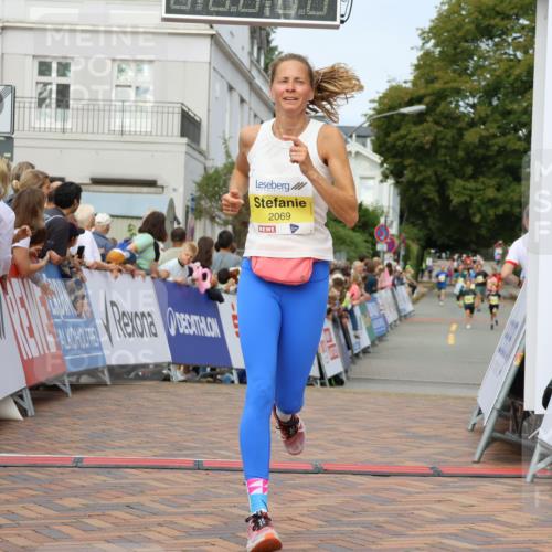 31.08.2025 - 21. Blankeneser Heldenlauf Strokosch-Dieckow http://msf.ph/oto/8644044 31.08.2025 10:24:15 Ziel 2665, 2365, 2743, 2069 meine-sportfotos.de