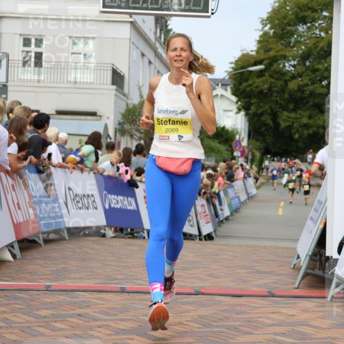 31.08.2025 - 21. Blankeneser Heldenlauf Strokosch-Dieckow http://msf.ph/oto/8644050 31.08.2025 10:24:15 Ziel 2665, 2365, 2743, 2069 meine-sportfotos.de