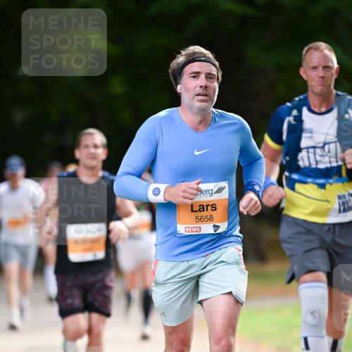 31.08.2025 - 21. Blankeneser Heldenlauf Dr. Thomas Lammeyer http://msf.ph/oto/8644058 31.08.2025 11:11:52 Laufen 5658 meine-sportfotos.de