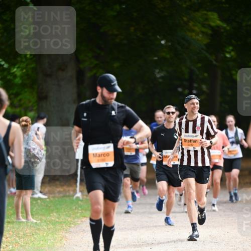 31.08.2025 - 21. Blankeneser Heldenlauf Dr. Thomas Lammeyer http://msf.ph/oto/8644098 31.08.2025 11:11:59 Laufen 140, 5242 meine-sportfotos.de