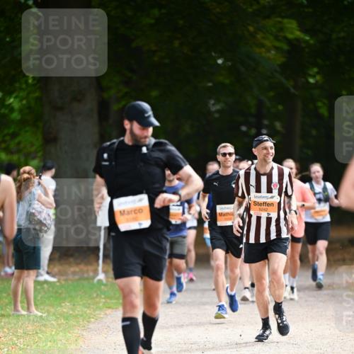 31.08.2025 - 21. Blankeneser Heldenlauf Dr. Thomas Lammeyer http://msf.ph/oto/8644101 31.08.2025 11:11:59 Laufen 5242 meine-sportfotos.de