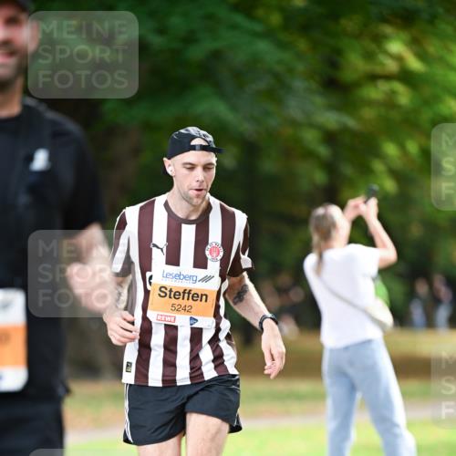 31.08.2025 - 21. Blankeneser Heldenlauf Dr. Thomas Lammeyer http://msf.ph/oto/8644123 31.08.2025 11:12:02 Laufen 5242, 1910, 20 meine-sportfotos.de