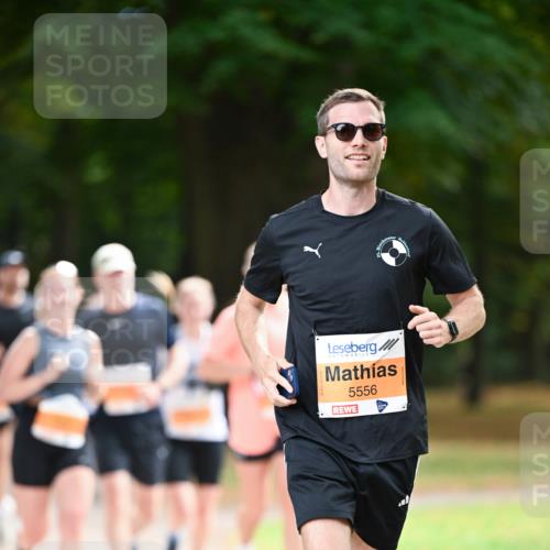 31.08.2025 - 21. Blankeneser Heldenlauf Dr. Thomas Lammeyer http://msf.ph/oto/8644135 31.08.2025 11:12:04 Laufen 5556 meine-sportfotos.de
