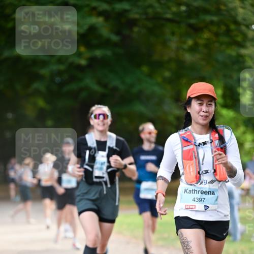 31.08.2025 - 21. Blankeneser Heldenlauf Dr. Thomas Lammeyer http://msf.ph/oto/8644179 31.08.2025 11:12:13 Laufen 91, 4397 meine-sportfotos.de