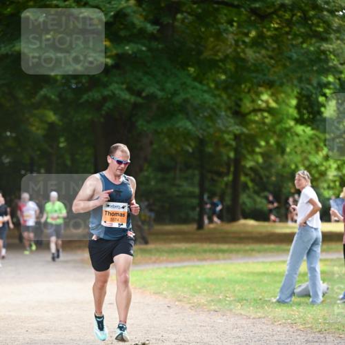 31.08.2025 - 21. Blankeneser Heldenlauf Dr. Thomas Lammeyer http://msf.ph/oto/8644205 31.08.2025 11:12:21 Laufen 5574 meine-sportfotos.de