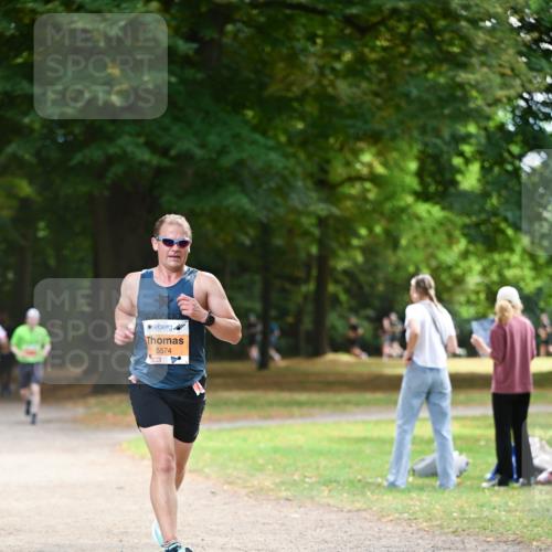 31.08.2025 - 21. Blankeneser Heldenlauf Dr. Thomas Lammeyer http://msf.ph/oto/8644210 31.08.2025 11:12:22 Laufen 5574 meine-sportfotos.de
