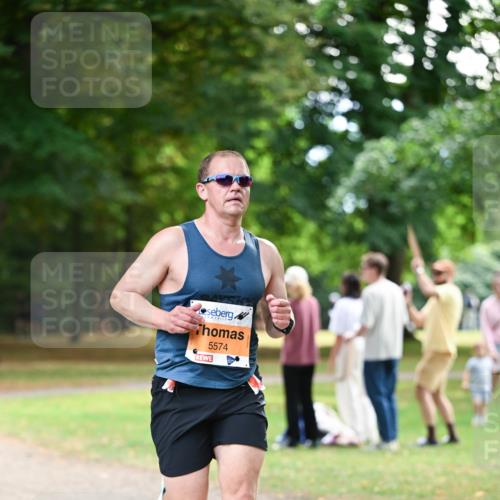31.08.2025 - 21. Blankeneser Heldenlauf Dr. Thomas Lammeyer http://msf.ph/oto/8644221 31.08.2025 11:12:23 Laufen 5574 meine-sportfotos.de