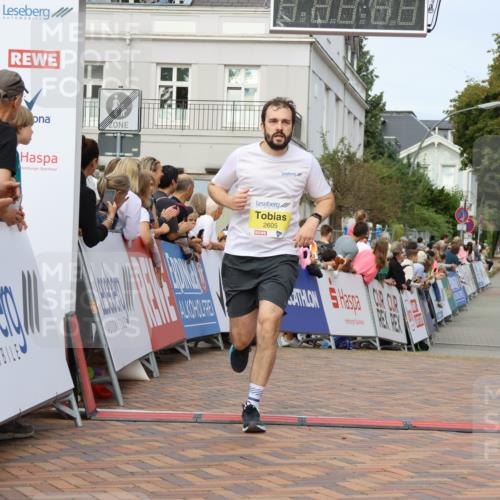 31.08.2025 - 21. Blankeneser Heldenlauf Strokosch-Dieckow http://msf.ph/oto/8644250 31.08.2025 10:24:02 Ziel 2072, 2605 meine-sportfotos.de