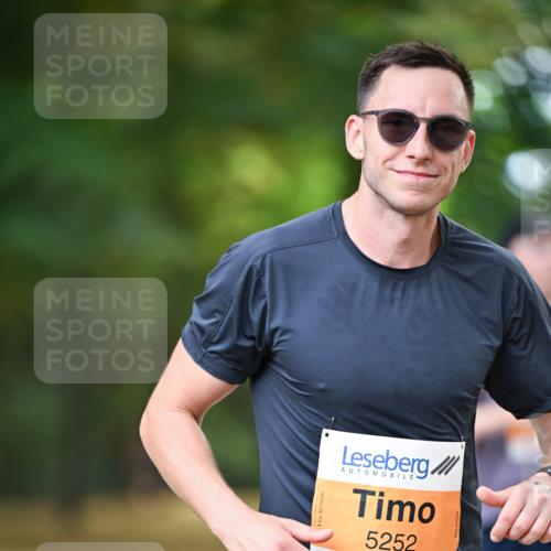 31.08.2025 - 21. Blankeneser Heldenlauf Dr. Thomas Lammeyer http://msf.ph/oto/8644321 31.08.2025 11:12:44 Laufen 5252 meine-sportfotos.de